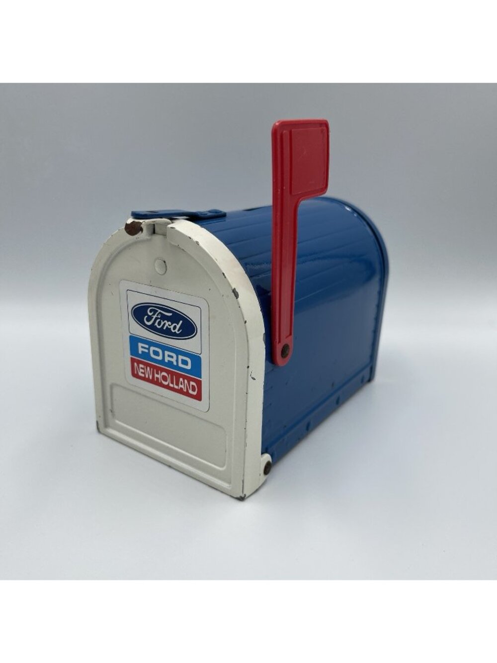 Vintage ERTL FORD NEW HOLLAND Mailbox Coin Bank Blue White Retro